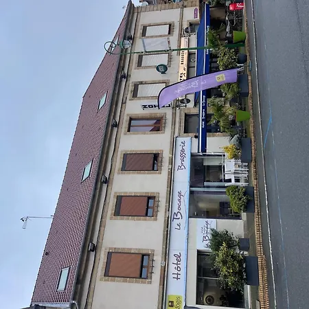 Logis Le Bocage Hotel 2*